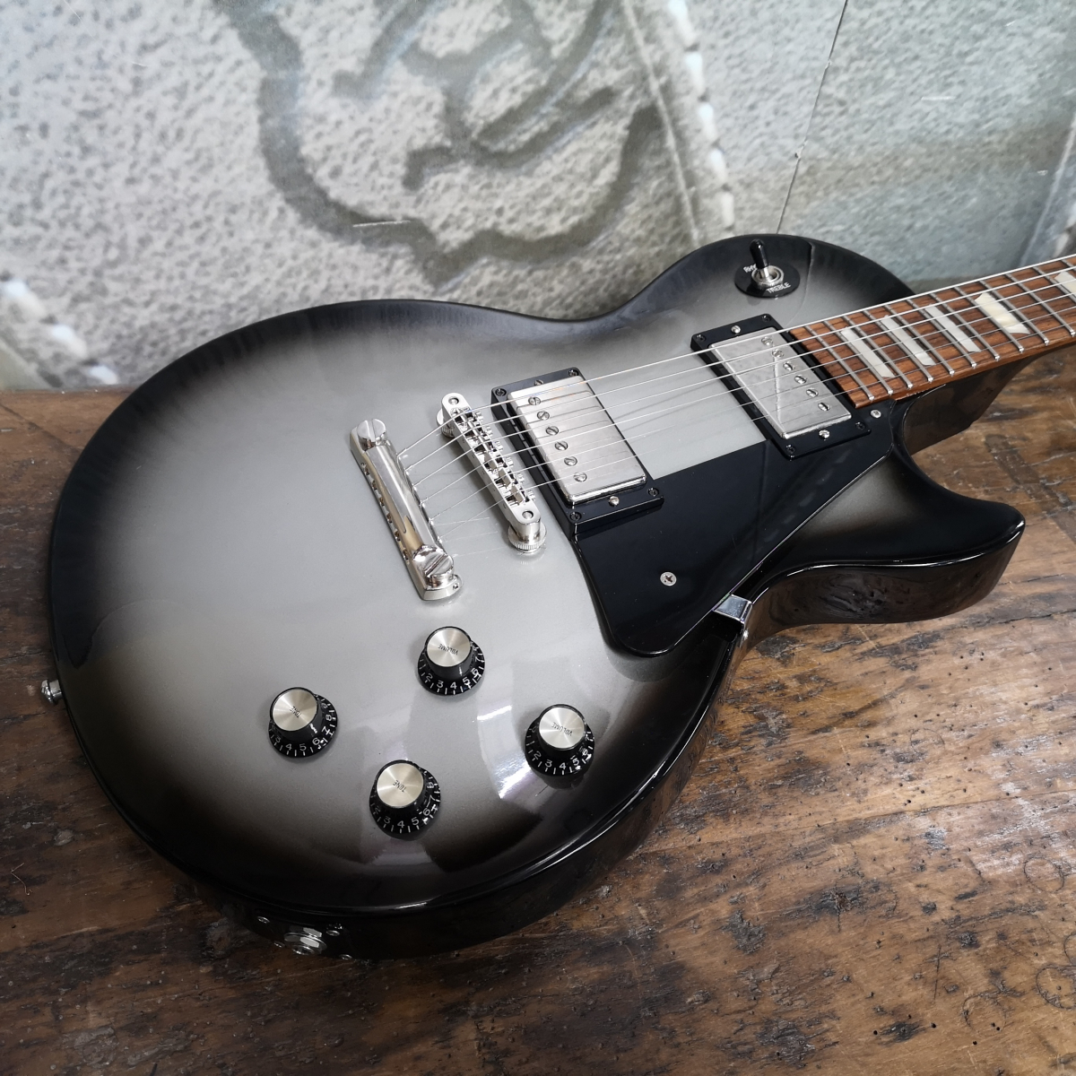 Gibson Les Paul Studio Silverburst d'occasion - Gibson